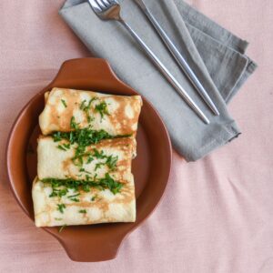 Crepes de Pollo, Queso y Cebolla caramelizada
